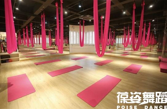 空中瑜伽培训 空中瑜伽培训